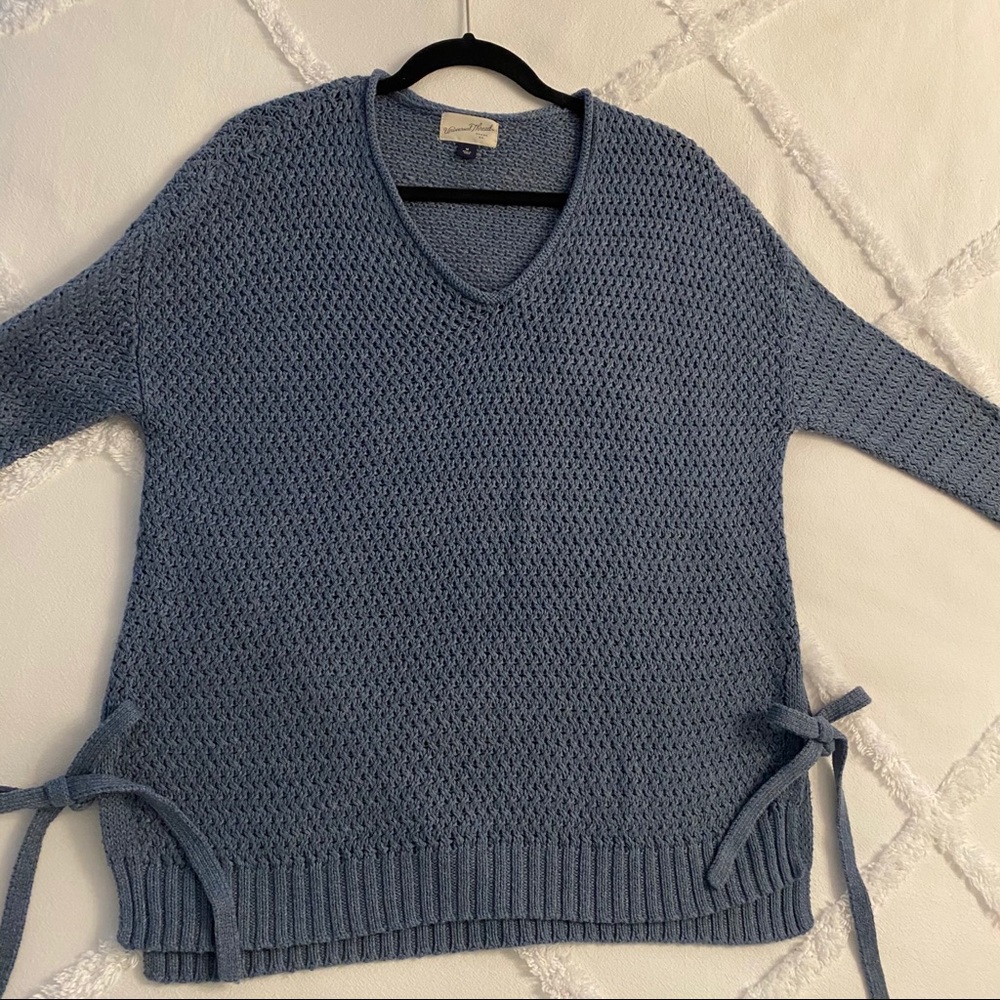 Universal Thread Sweater Size M
